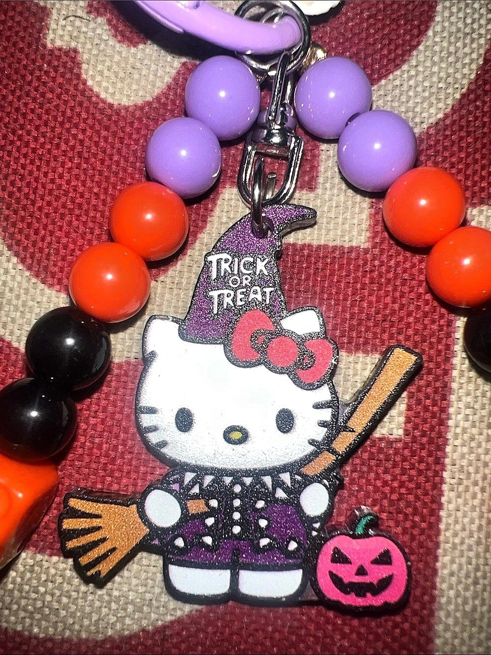 Hello Kitty Halloween Charm Key Ring - Picture 2 of 4